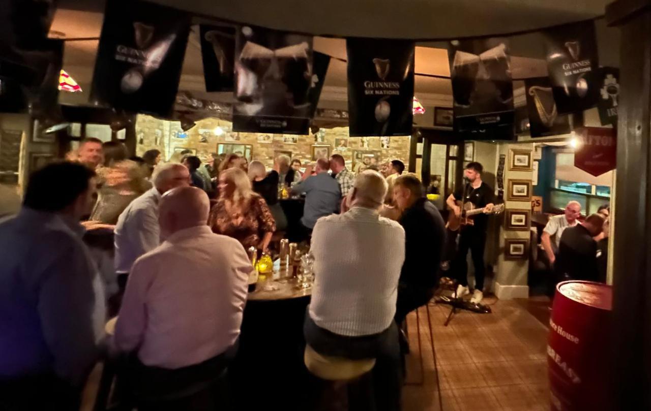 Goose & Gander Hotel Downings