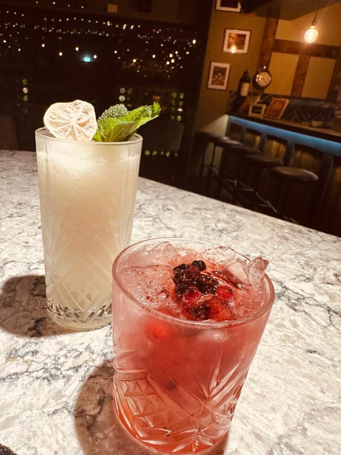 Goose & Gander Hotel Downings